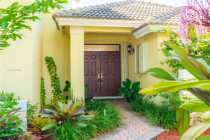 15014 SW 10th St, Sunrise, FL 33326, Sold 06/17/21