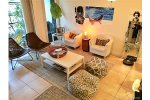 425 Grapetree Dr, Key Biscayne, FL 33149, Sold 09/15/21
