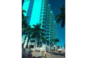 5077 NW 7th St, Miami, FL 33126, Sold 06/11/21