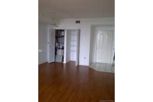 5077 NW 7th St, Miami, FL 33126, Sold 06/11/21