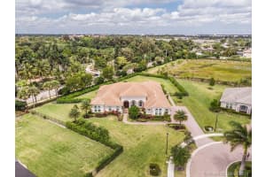 5795 N Sterling Ranch Dr, Davie, FL 33314, Sold 06/11/21