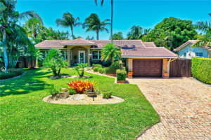 2725 NE 21st Ave, Fort Lauderdale, FL 33306, Sold 06/04/21