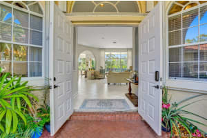 225 Landings Blvd, Weston, FL 33327, Sold 06/15/21