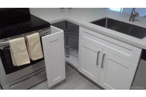 7175 Orange Dr #307h, Davie, FL 33314, Sold 07/15/21