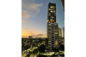 1450 Brickell Bay Dr, Miami, FL 33131, Sold 07/16/21