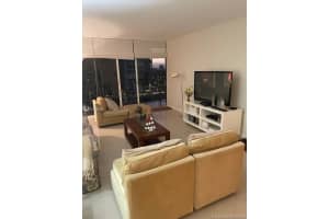 1450 Brickell Bay Dr, Miami, FL 33131, Sold 07/16/21