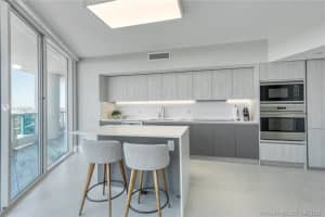 Add Building Entrance, 2127 Brickell Ave, Miami, FL 33129, Sold 07/21/21