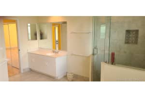 11155 NW 72nd Terrace, Doral, FL 33178, Sold 06/01/21