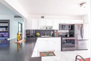 1401 NE Miami Gardens Dr, Miami, FL 33179, Sold 05/27/21