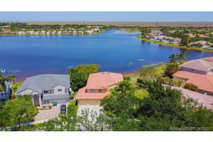 969 Crestview Cir, Weston, FL 33327, Sold 07/21/21