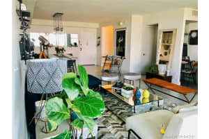 5750 Collins Ave #15e, Miami Beach, FL 33140, Sold 08/10/21