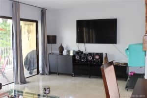 9937 NW 9th St Cir, Miami, FL 33172, Sold 07/15/21