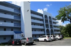 9460 Fontainebleau Blvd, Miami, FL 33172, Sold 06/10/21