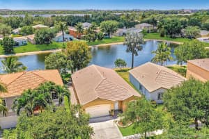 10446 SW 24th St, Miramar, FL 33025, Sold 05/21/21