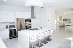 7446 NW 99th Ct, Doral, FL 33178, Sold 02/03/22