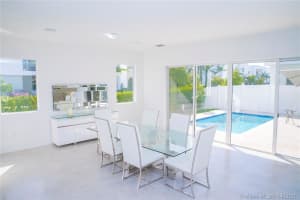 7446 NW 99th Ct, Doral, FL 33178, Sold 02/03/22