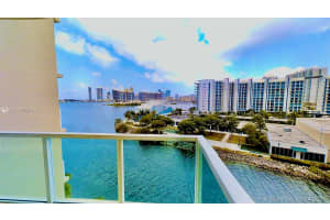 3330 NE 190th St, Aventura, FL 33180, Sold 08/12/21