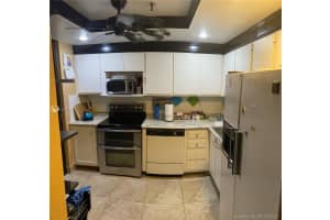 671 NE 195th St #108e, Miami, FL 33179, Sold 08/13/21