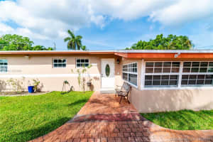 21000 NE 26th Ave, Miami, FL 33180, Sold 06/04/21