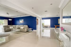 2001 NE 122nd Rd, North Miami, FL 33181, Sold 09/14/21
