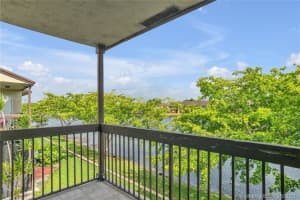 475 NW 210th St, Miami, FL 33169, Sold 07/02/21
