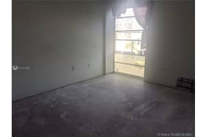 200 177th Dr, Sunny Isles Beach, FL 33160, Sold 08/01/21
