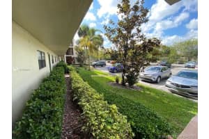 1700 Hammock Blvd, Coconut Creek, FL 33063, Sold 05/27/21