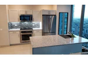 888 Biscayne Blvd, Miami, FL 33132, Sold 10/25/21