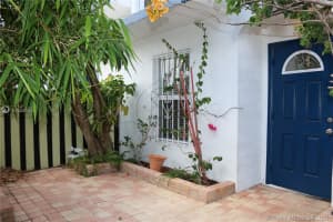 6741 SW 41st Dr, Davie, FL 33314, Sold 09/10/21