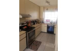 1547 Springside Dr, Weston, FL 33326, Sold 06/16/21