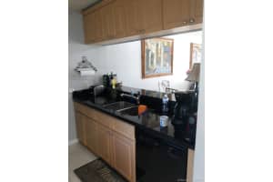 8540 Sherman Cir N, Miramar, FL 33025, Sold 05/14/21