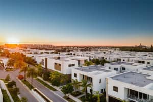 10061 NW 75th St, Doral, FL 33178, Sold 12/22/21