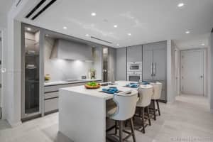 200 SE Mizner Blvd, Boca Raton, FL 33432, Sold 06/04/21