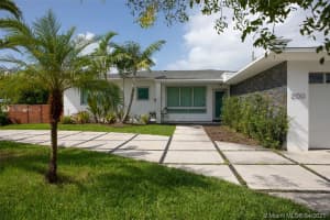 200 N Shore Dr, Miami Beach, FL 33141, Sold 07/08/21