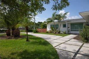 200 N Shore Dr, Miami Beach, FL 33141, Sold 07/08/21