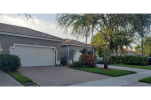 2561 E Aragon Blvd, Sunrise, FL 33313, Sold 05/25/21