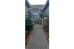 2561 E Aragon Blvd, Sunrise, FL 33313, Sold 05/25/21