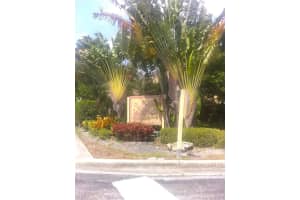 2642 NW 33rd St, Oakland Park, FL 33309, Sold 08/16/21