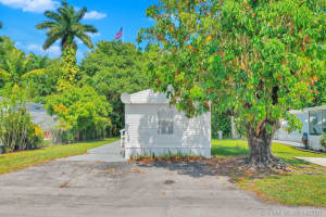 35250 SW 177th Ct, Florida City, FL 33034, Sold 05/21/21