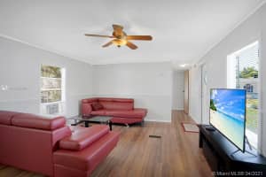 35250 SW 177th Ct, Florida City, FL 33034, Sold 05/21/21