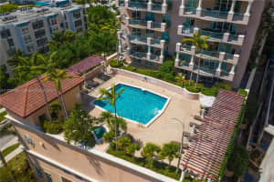 17555 Atlantic Blvd, Sunny Isles Beach, FL 33160, Sold 03/30/22