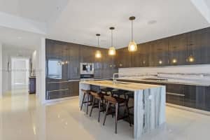 3250 NE 188th St, Aventura, FL 33180, Sold 05/02/22