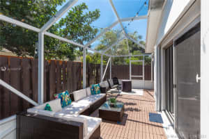 18515 NW 52nd Path, Miami Gardens, FL 33055, Sold 06/02/21