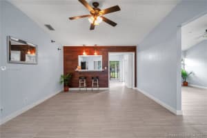 370 Lakewood Cir E, Margate, FL 33063, Sold 06/08/21