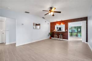 370 Lakewood Cir E, Margate, FL 33063, Sold 06/08/21