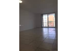 6970 NW 186th St, Hialeah, FL 33015, Sold 07/22/21