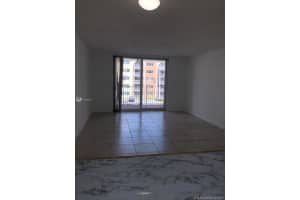 6970 NW 186th St, Hialeah, FL 33015, Sold 07/22/21