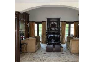 136 Paloma Dr, Coral Gables, FL 33143, Sold 04/19/21