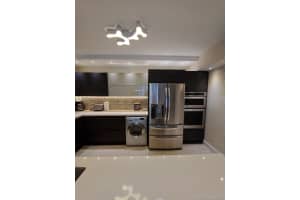 19370 Collins Ave, Sunny Isles Beach, FL 33160, Sold 07/29/21