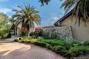 330 Cocoplum Rd, Coral Gables, FL 33143, Sold 08/26/21